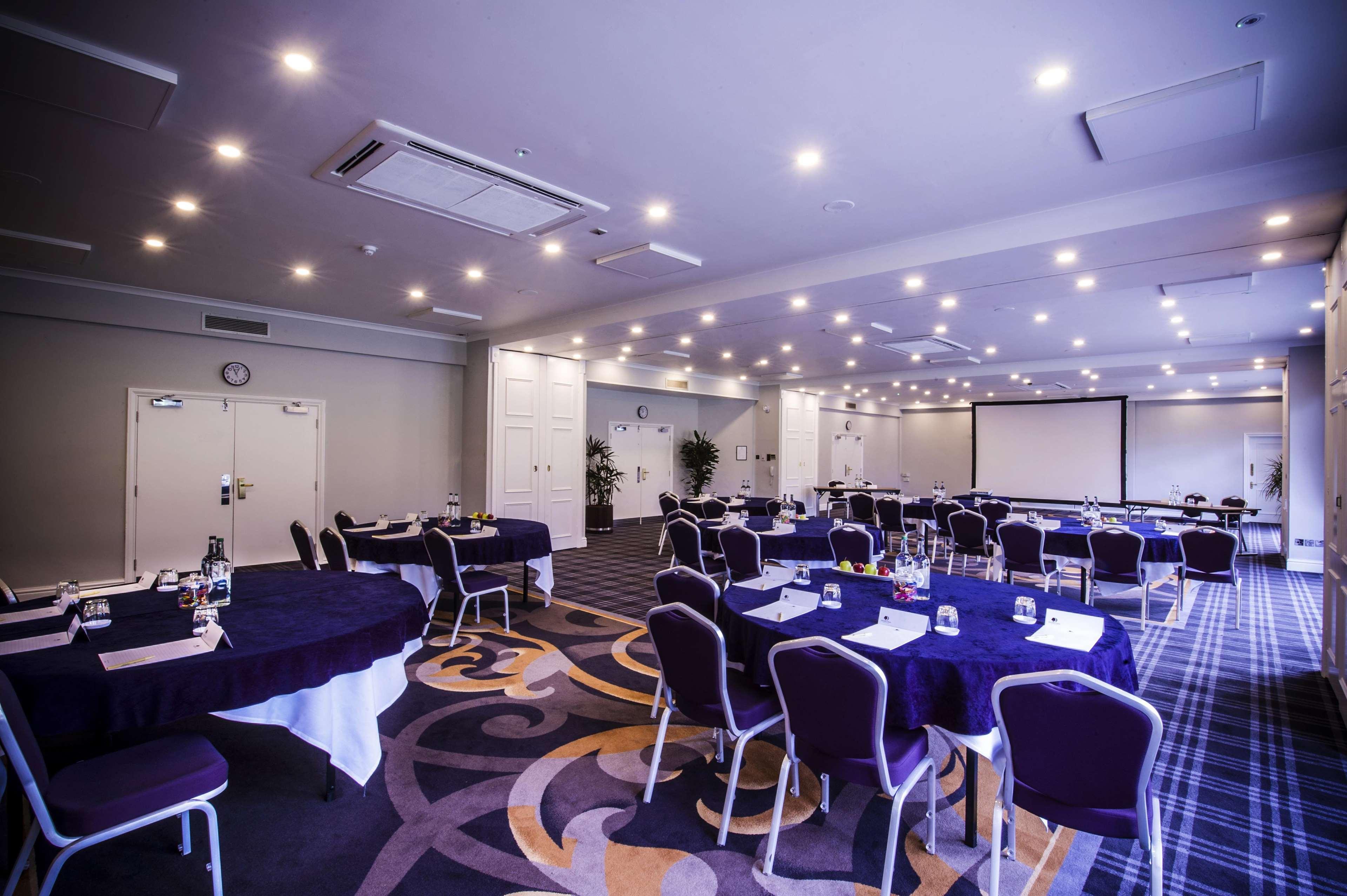 Doubletree By Hilton Cheltenham-Cotswolds Εξωτερικό φωτογραφία