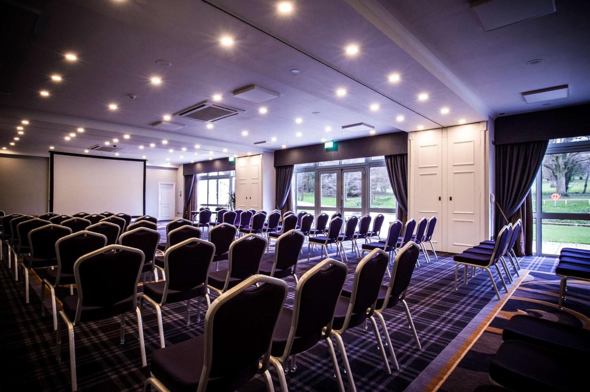 Doubletree By Hilton Cheltenham-Cotswolds Εξωτερικό φωτογραφία