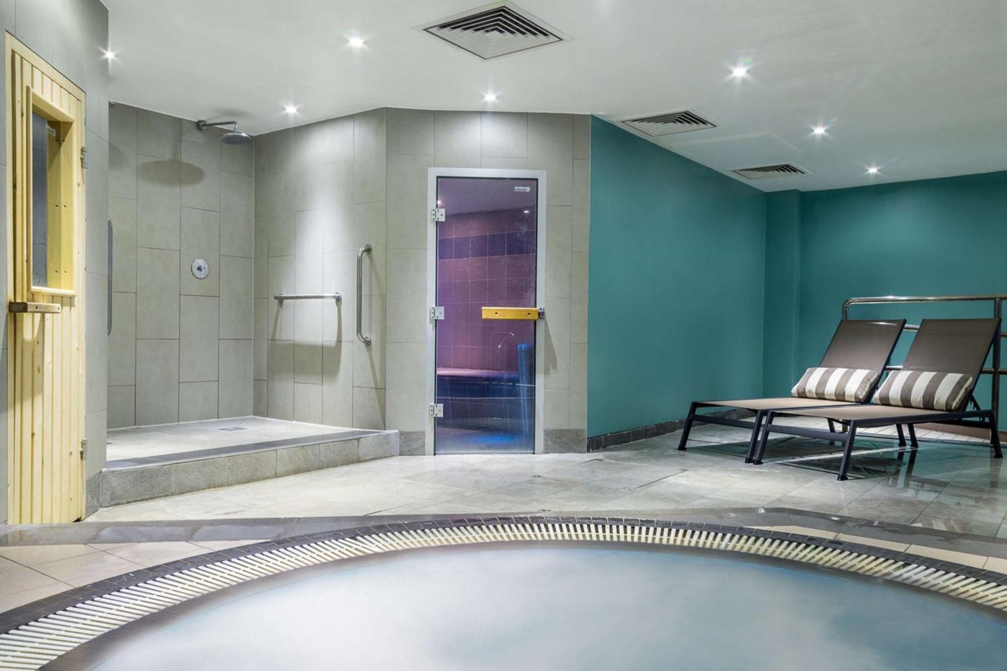 Doubletree By Hilton Cheltenham-Cotswolds Εξωτερικό φωτογραφία