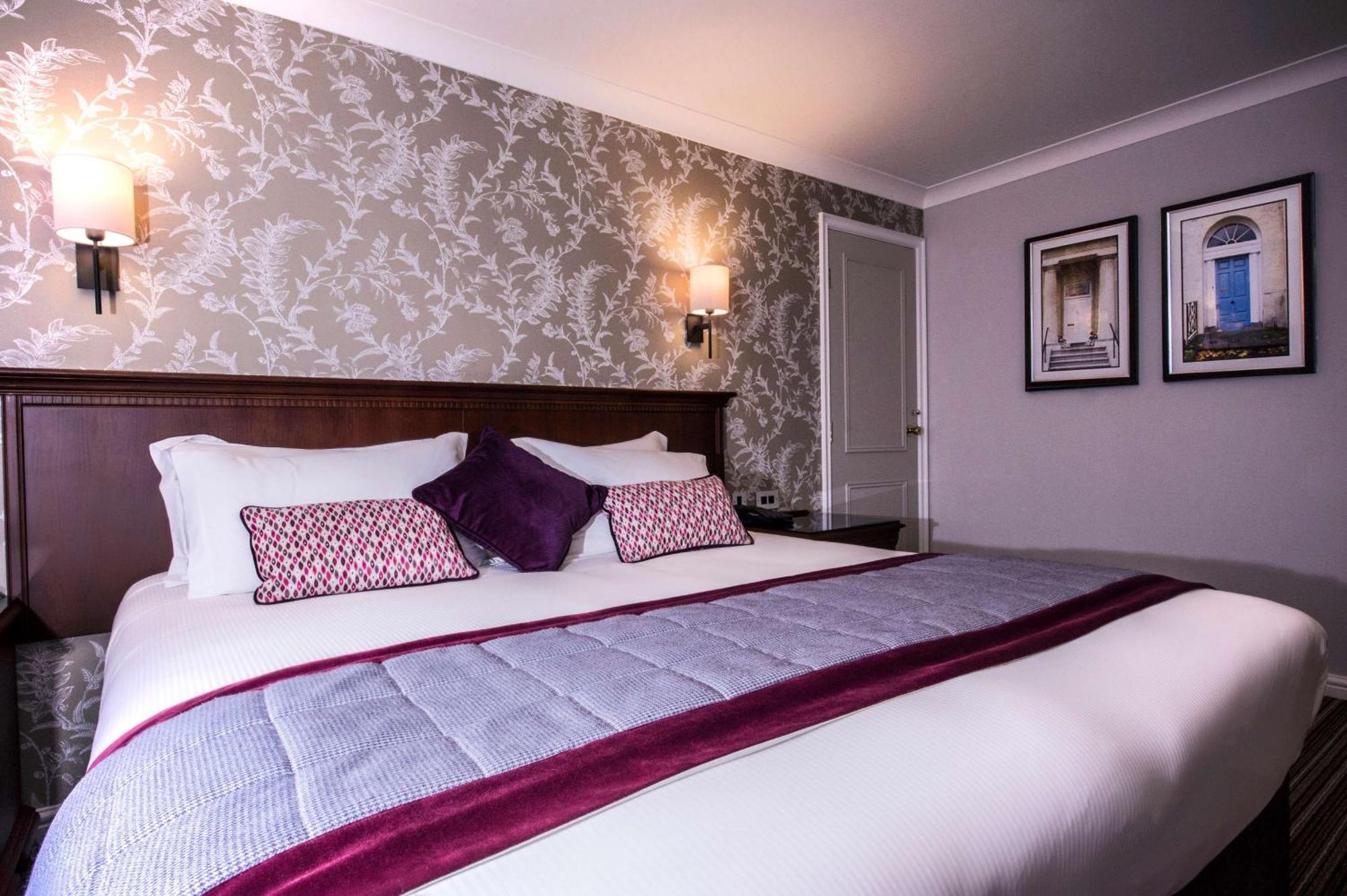 Doubletree By Hilton Cheltenham-Cotswolds Εξωτερικό φωτογραφία